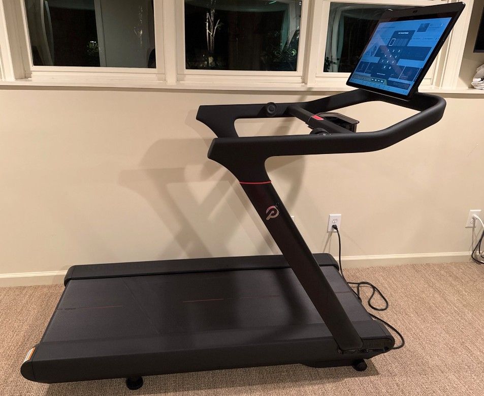 Peloton Tread