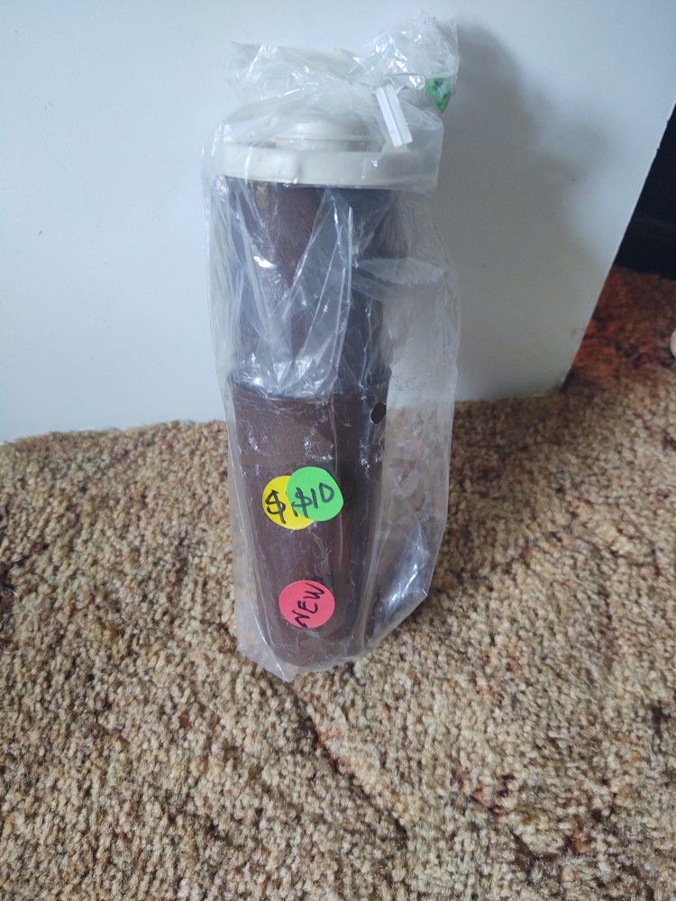 Tupperware Salt And Pepper Set