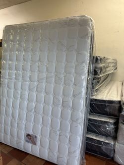 Queen Size Mattress Pillow Top New
