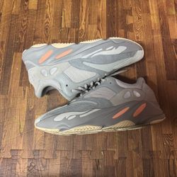 Yeezy 700
