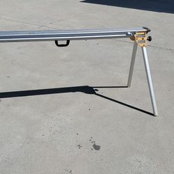 DeWalt Folding Miter Saw Sawhorse