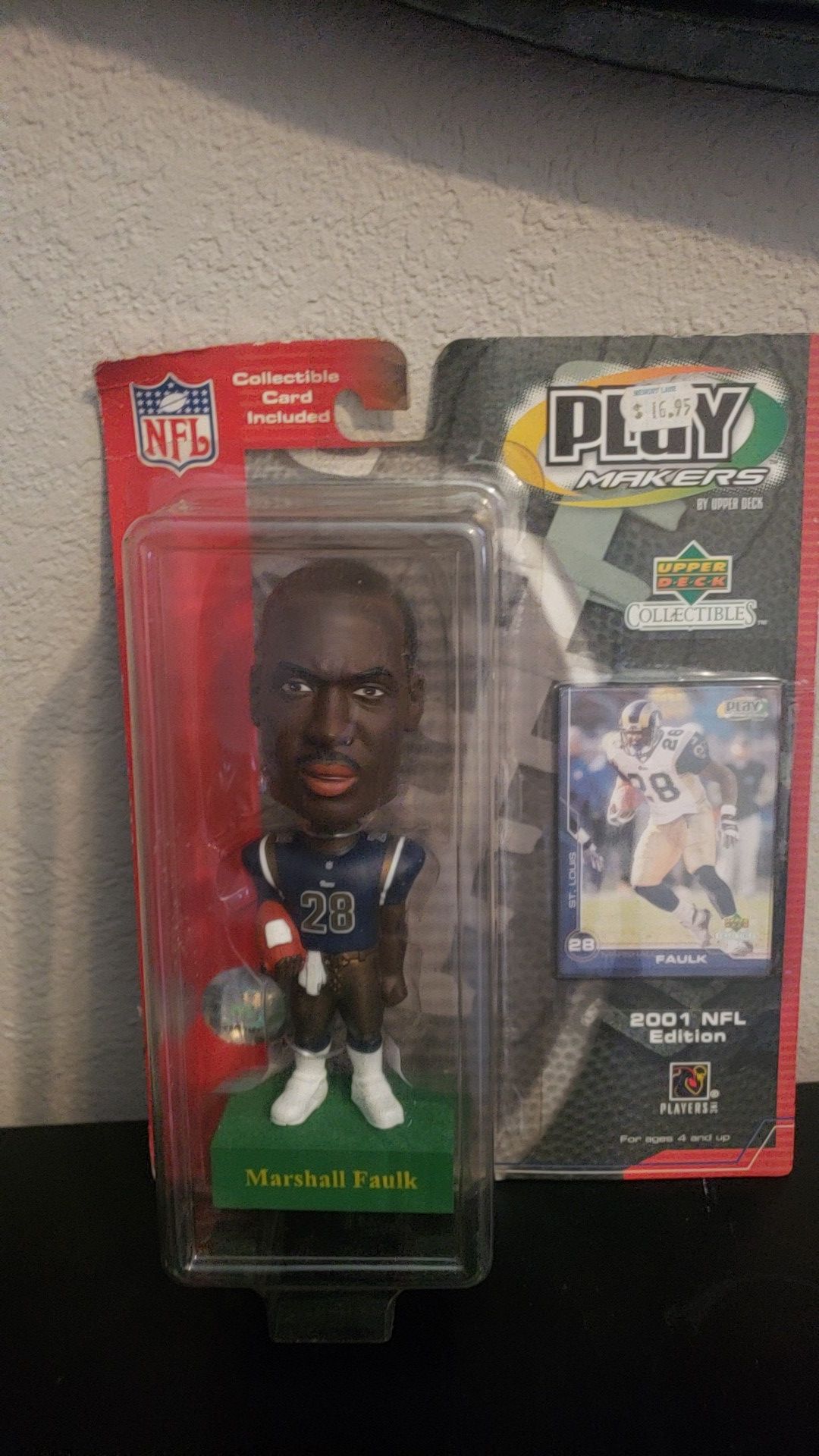 NFL FOOTBALL ACTION FIGURE