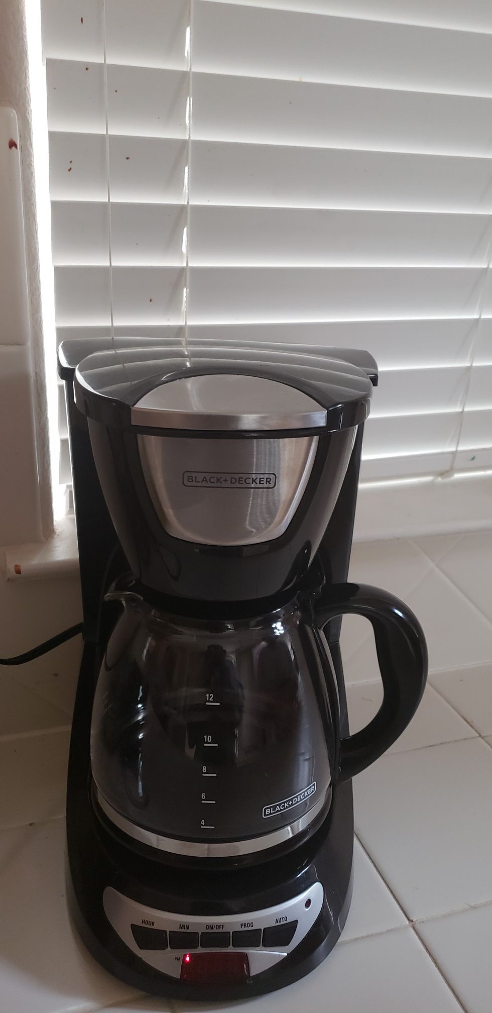 Black and Decker 12 cup coffee maker