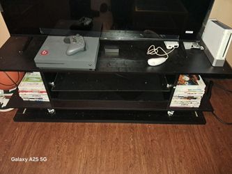 Black tv stand