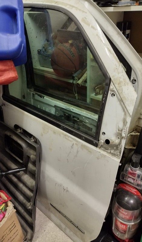 2002 GMC 3500 Driver And Passenger Door