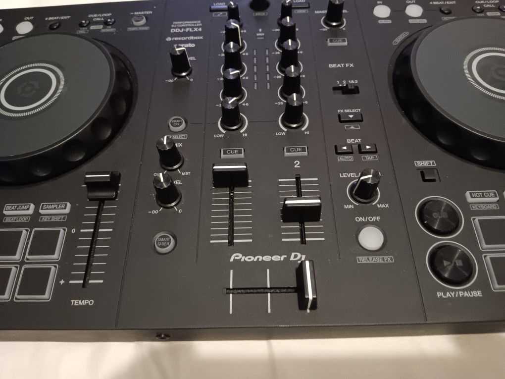 Pioneer DJ DDJ FLX4
