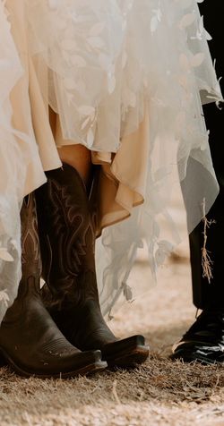 Lucchese Women's Chocolate Goat Snip Toe Western Boots