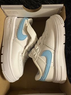 Toddler Air Force Onessss Size 6c 🩵