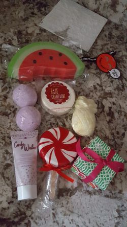 Misc bath items, all new