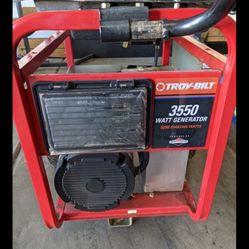 TROY -BILT PORTABLE GENERATOR. LIKE NEW👌🏼
