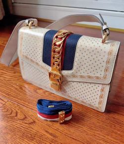 Gucci Serbia Collection Shoulder Bag
