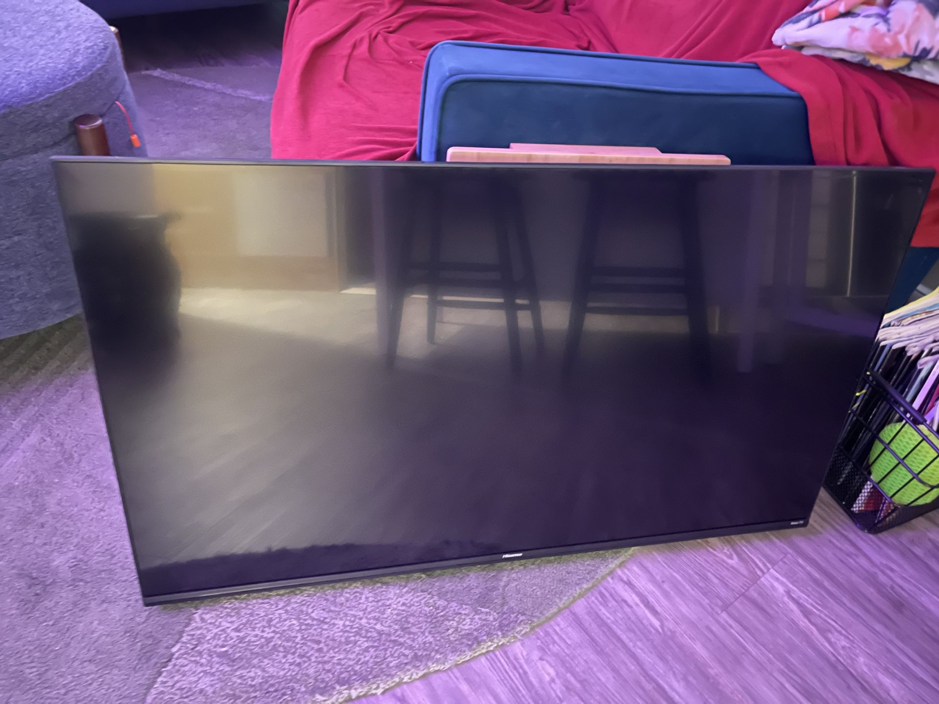 43” Hisense Roku TV