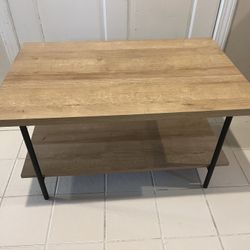 Coffee Table / Furniture 