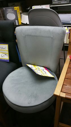 Swivel stools brand new still in box 120ea