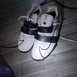 Nike  Size  11