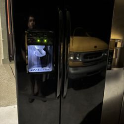 Ge Refrigerator 