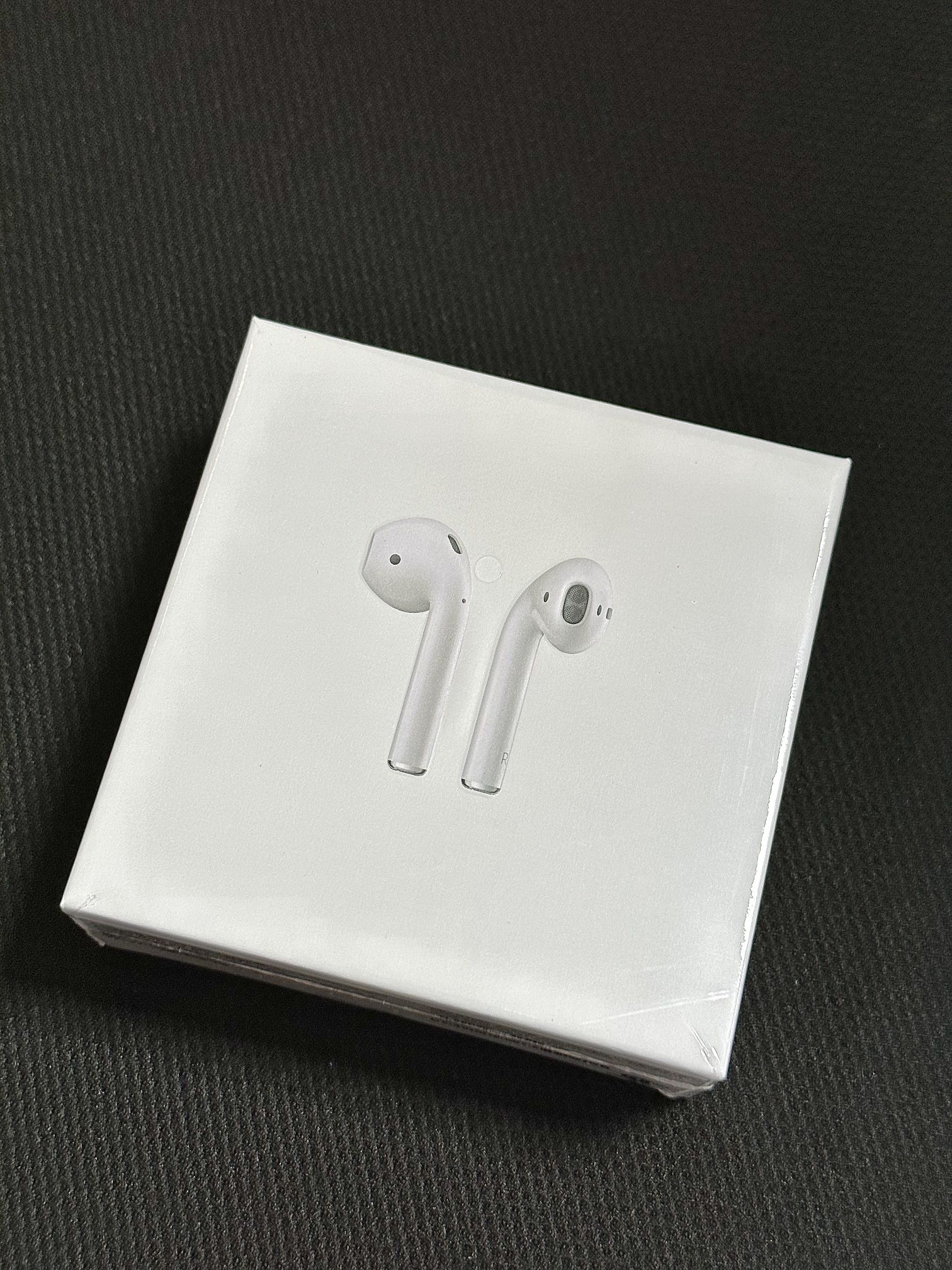 AirPods