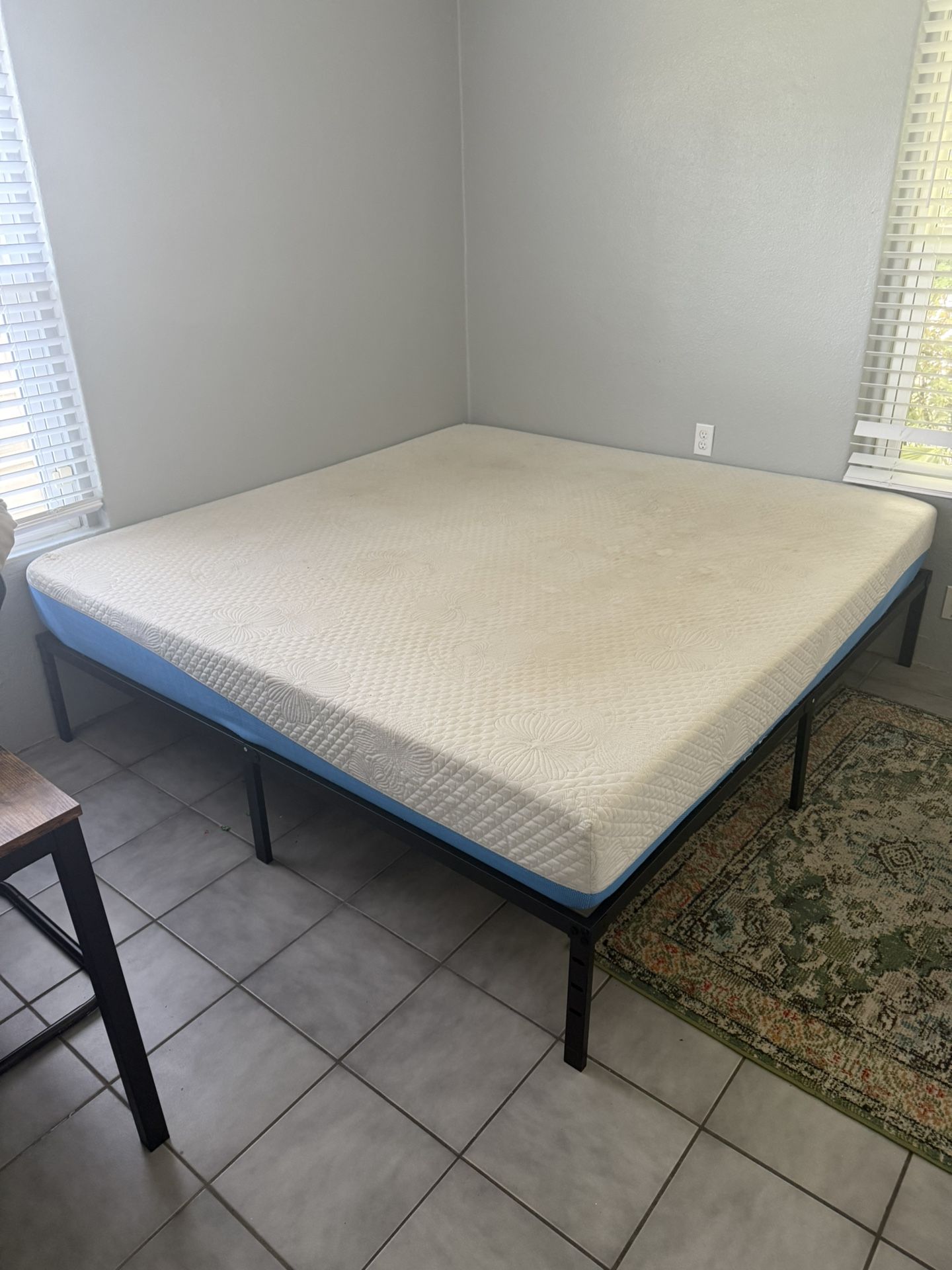 King Size Bed & Frame
