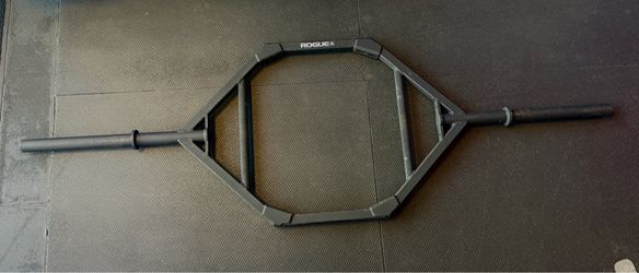 Rogue Fitness Equipment- TB1 Trap Bar($150) 11 Ab Mats($20) and 3 Rogue 6lb Medicine balls($25) for sale