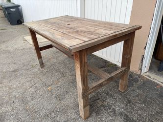 Wood Table FREE!!! Come Get It👍🏼