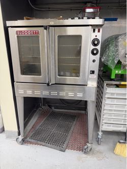 Blodgett commercial convection oven