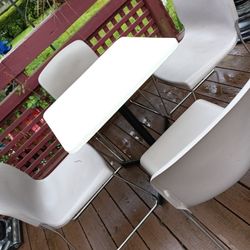 Handy Table Set & 4 Chairs -stackable