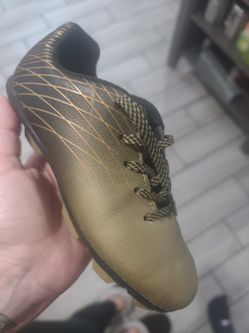 Soccer Cleats Kids Size 12
