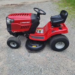 Troy Bilt Lawn Mower for part or repair