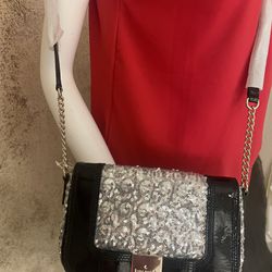 Kate Spade Crossbody Purse Perfect For The Holidays NWT