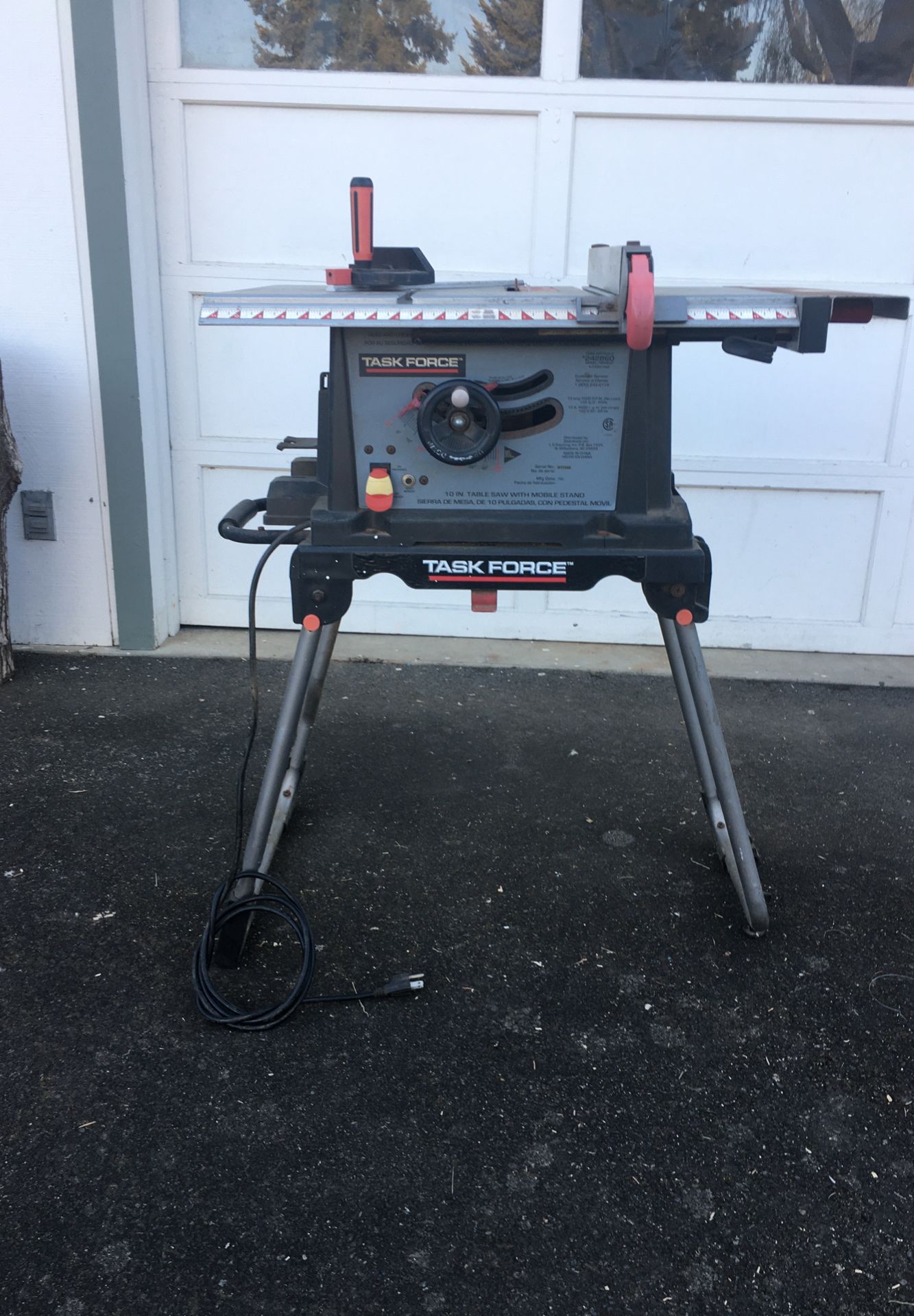 Table Saw- Task Force 10 in Table saw with Mobile Stand