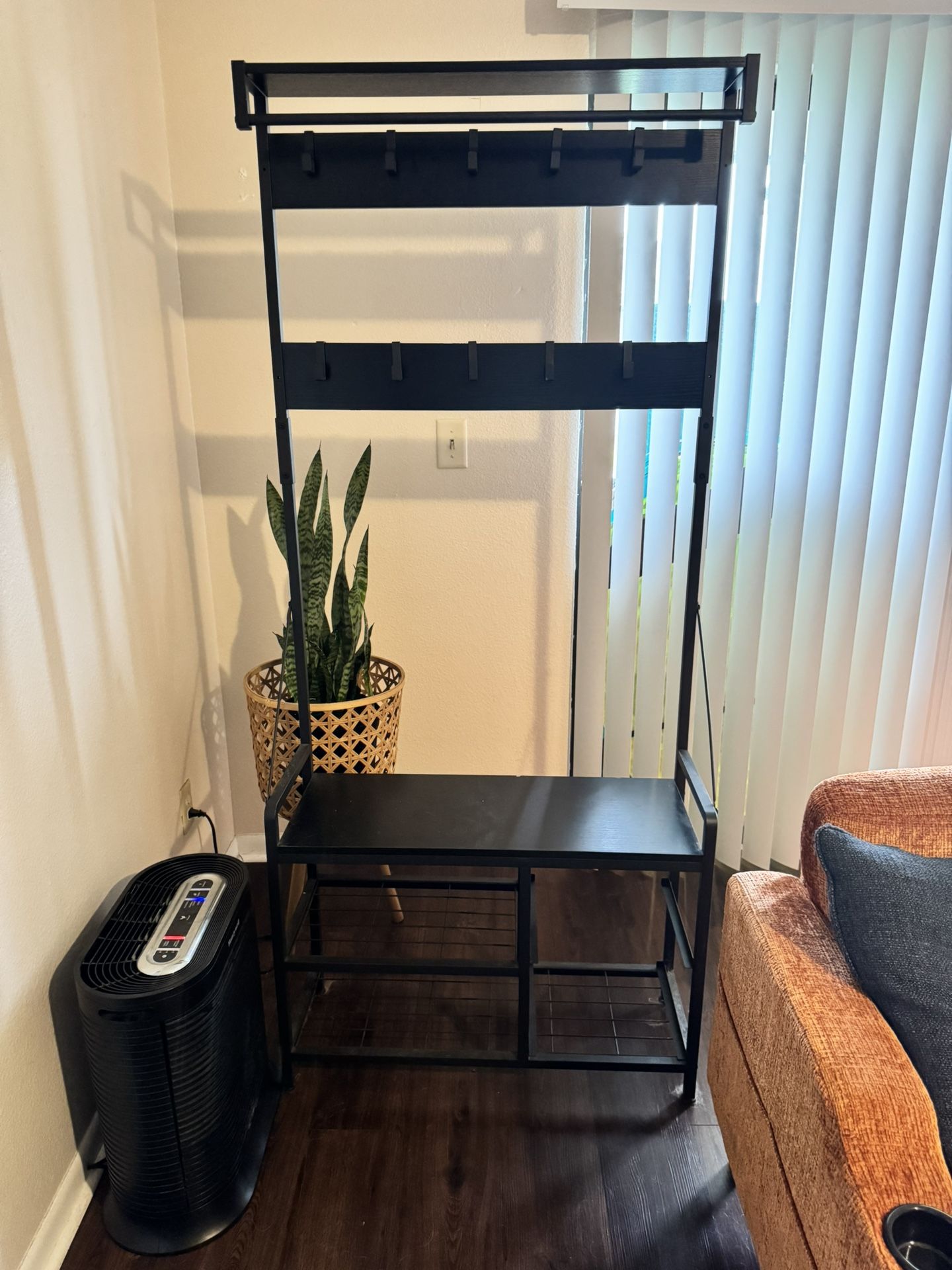 Entryway Bench With Coat Rack