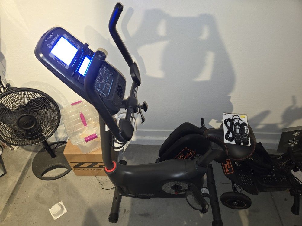 Schwinn 170 Exercise Bike