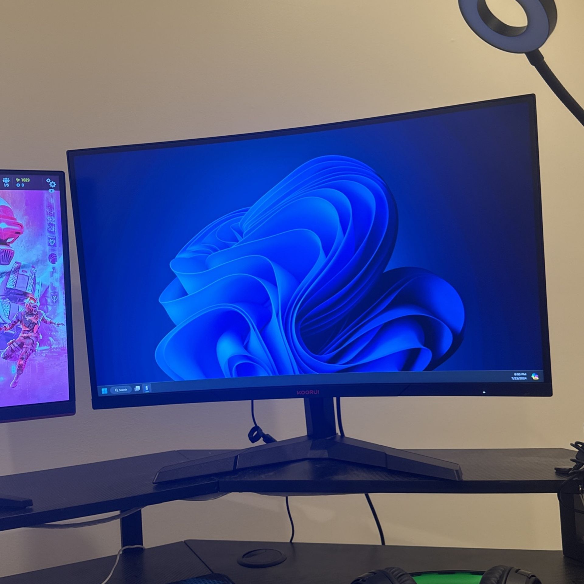 144 Hz 27” Curved Gaming Monitor. 1080p With Power Cord And HDMI If Needed!