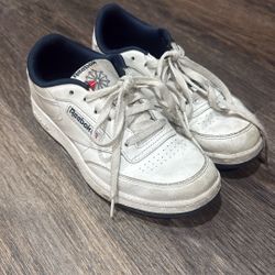 Reebok used Kids Shoe Size 51/2