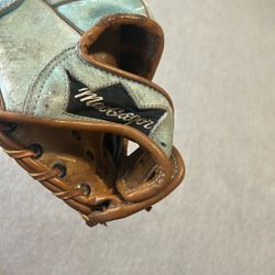 Vintage McGregor/Willie maze, baseball glove