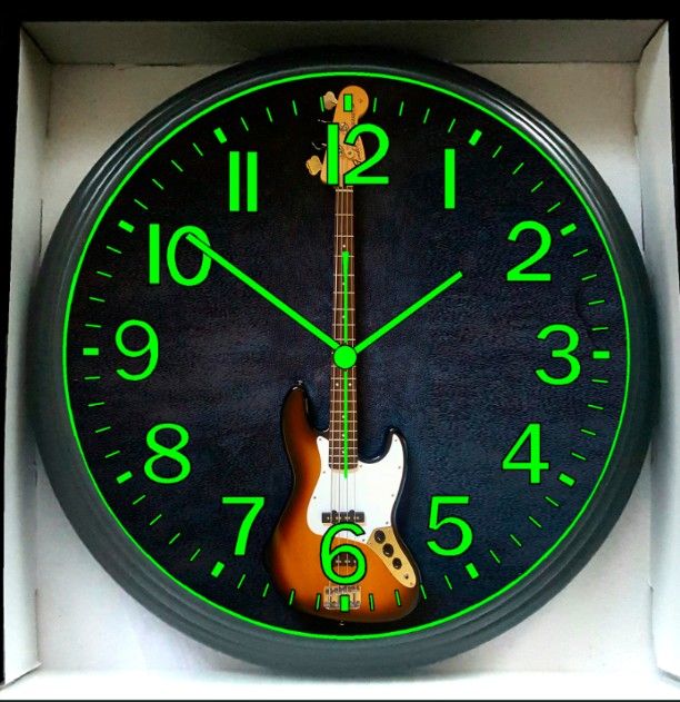 Fender Bass Guitar Studio Glow In The Dark Wall Clock New!