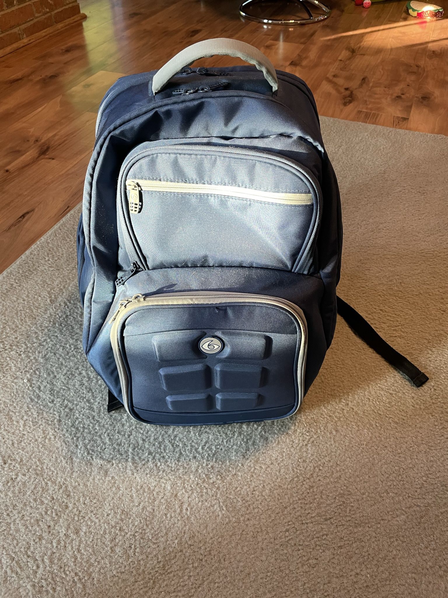 6 Pack Fitness Meal Prep Backpack