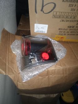 Two   Rear Break Lights For Chevy S10 Pickup Truck 