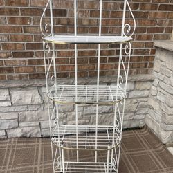 Creamy White Baker’s Rack/plant Stand