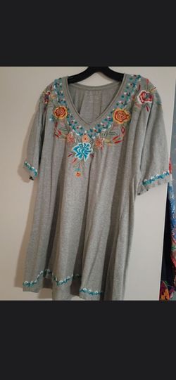 Womens floral blouse Grey