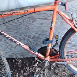 Huffy Parts Or Repair Bike
