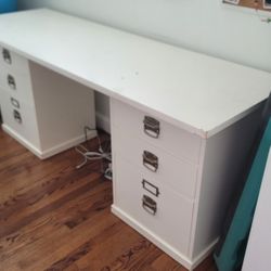 Pottery Barn Bedford Executive Desk 70"