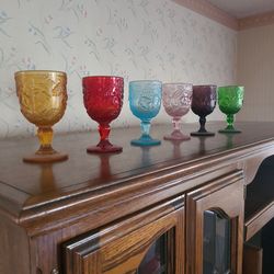 Vintage madonna inn goblets quantity six