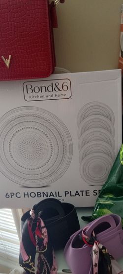 Bond&6 6-Piece Hobnail Glass Plate Set