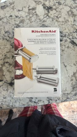 Brand New Never Used KitchenAid 3-Piece Pasta Roller & Cutter Set – Stainless Steel Attachments (KSMPSA) 