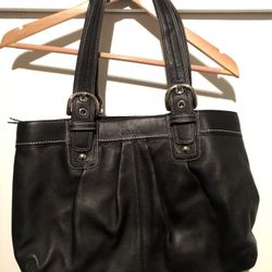 COACH BAG/PURSE NEW/NEVER USED
