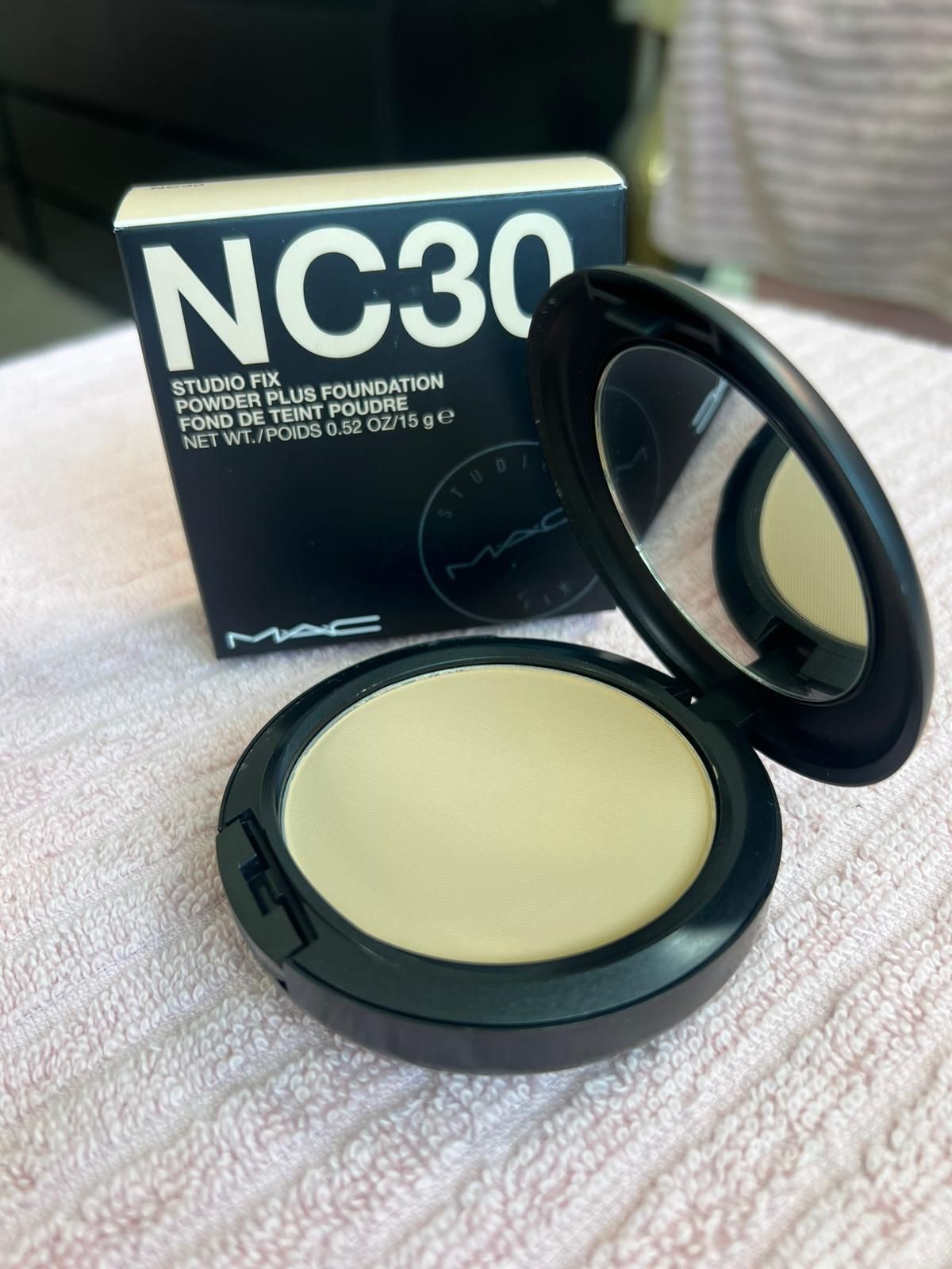 Shade NC30 MAC POWDER