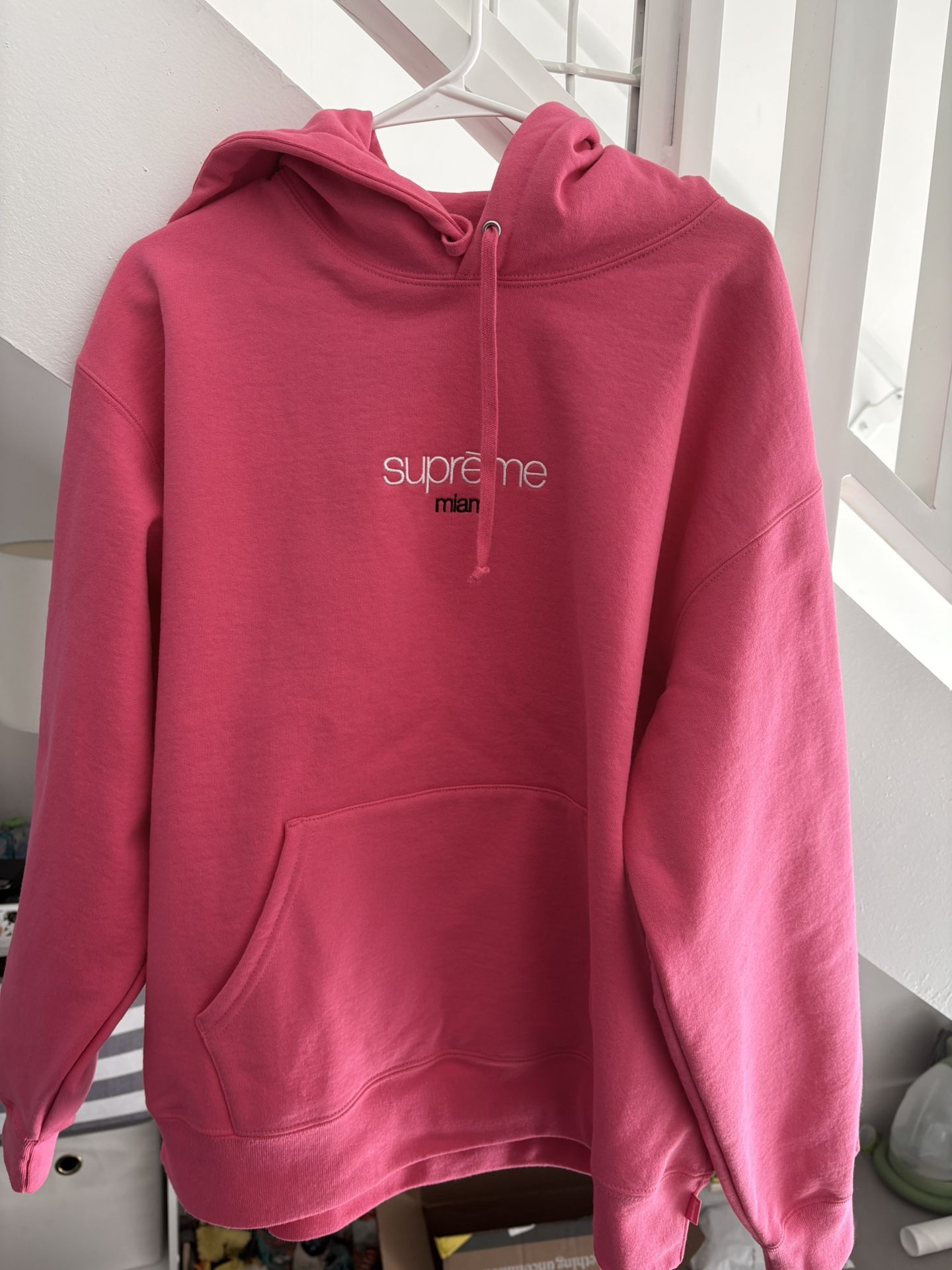 Supreme Hoodie