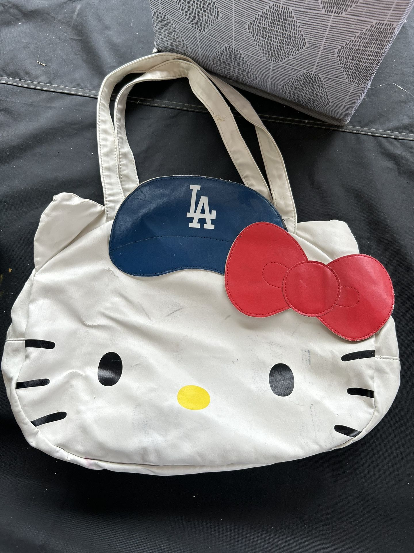 DODGERS HELLO KITTY PURSE