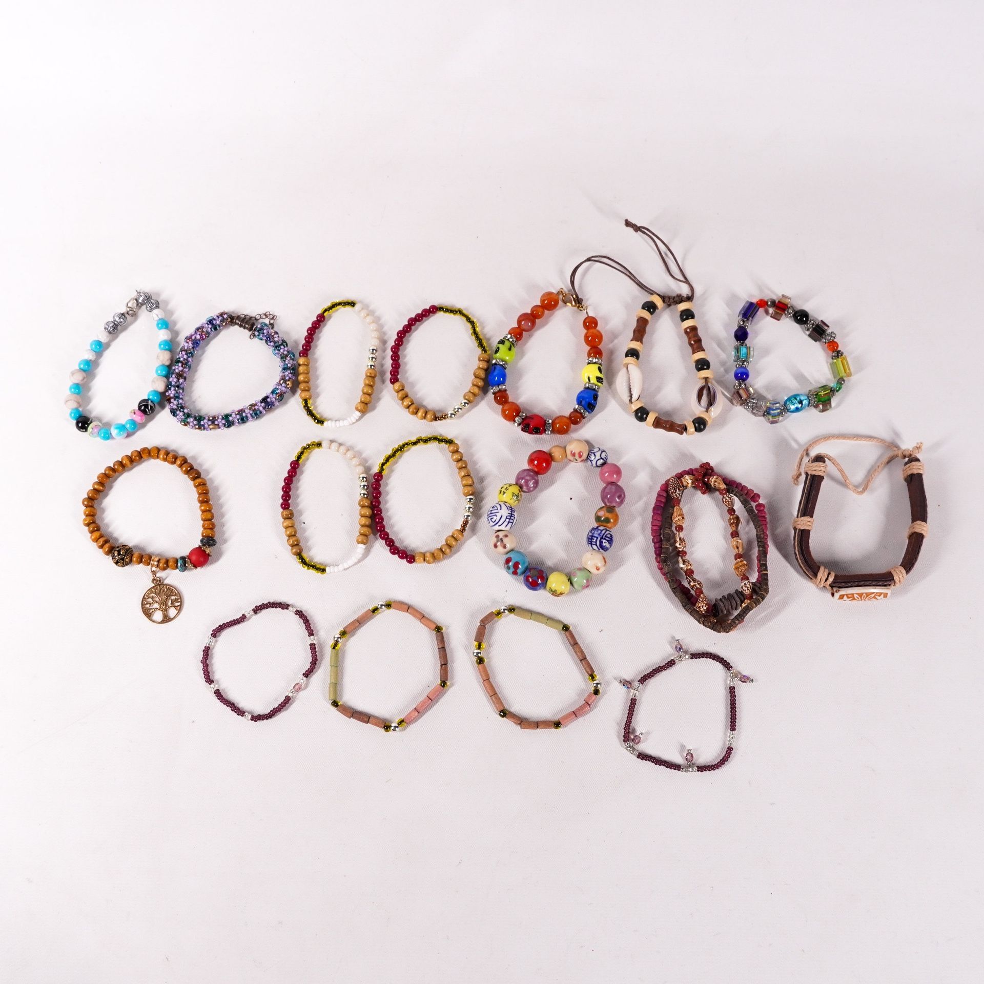 17 Glass Bead Beaded Plastic Wood Leather Bracelets Bangle Fashion Jewelry Lot